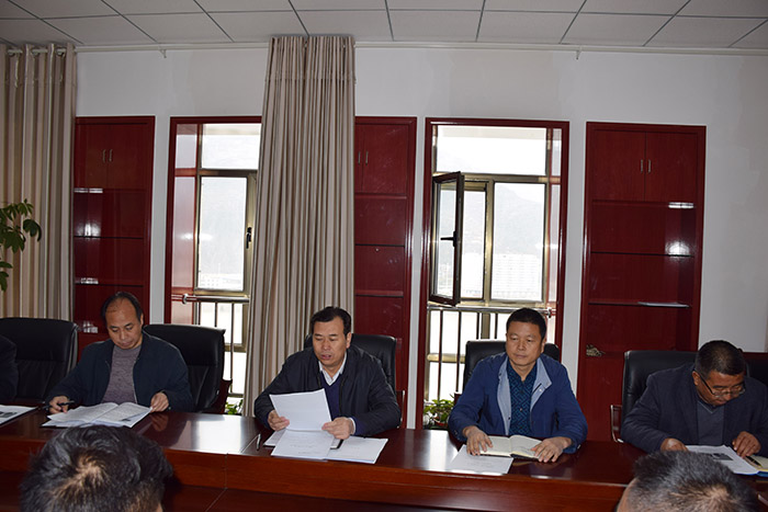 市龍江公司召開全體員工大會，專題傳達學習上級會議精神