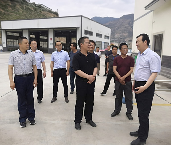 隴南市委常委、組織部部長楊郃調(diào)研指導(dǎo)市龍江城鄉(xiāng)發(fā)展集團公司黨建工作