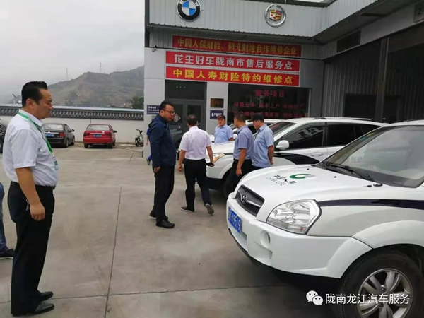 金錘鈑金，銀槍噴漆！龍江汽修值得信賴！