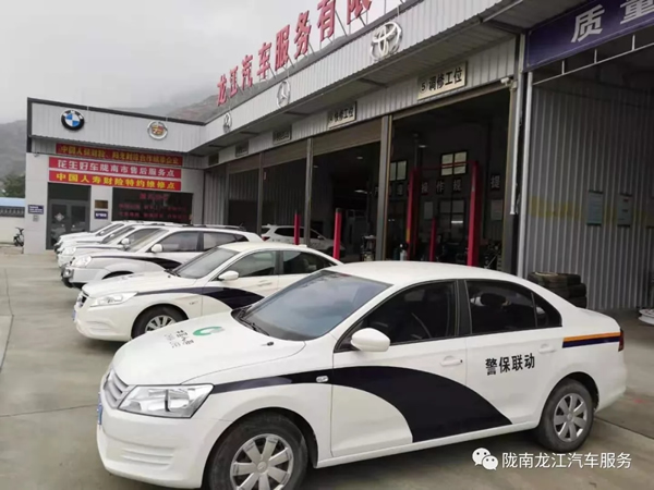 金錘鈑金，銀槍噴漆！龍江汽修值得信賴！