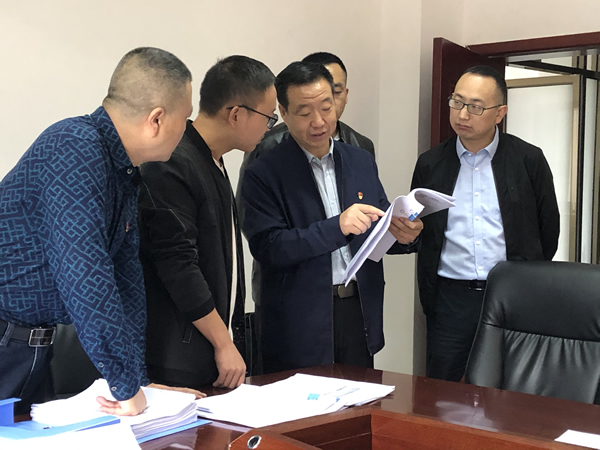 市委“不忘初心、牢記使命”第十三指導(dǎo)組檢查指導(dǎo)集團公司主題教育工作