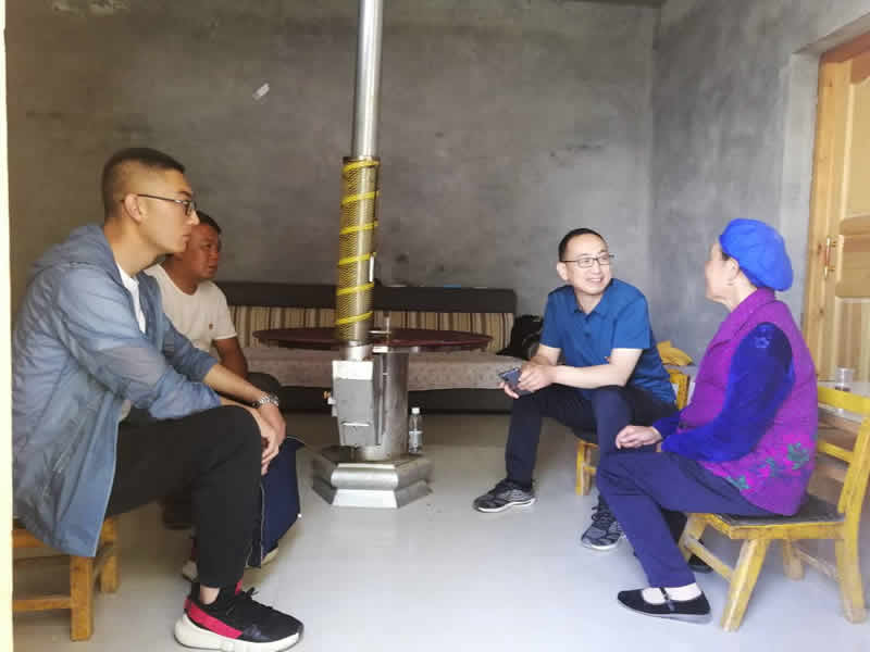 “感黨恩、憶黨史”，--市龍江城鄉(xiāng)發(fā)展集團(tuán)公司開展慶祝建黨99周年主題黨日活動(dòng)