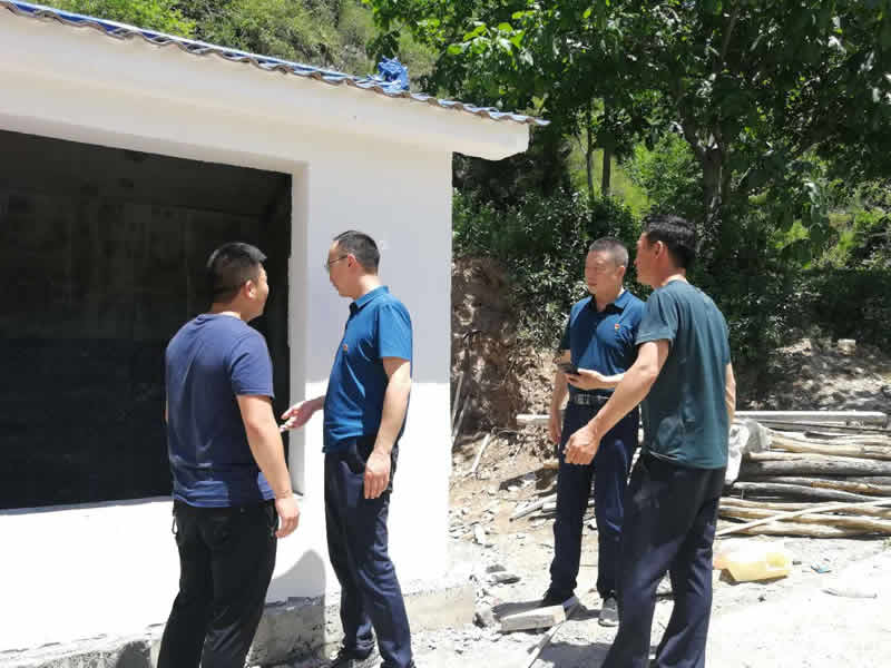 “感黨恩、憶黨史”，--市龍江城鄉(xiāng)發(fā)展集團(tuán)公司開展慶祝建黨99周年主題黨日活動(dòng)